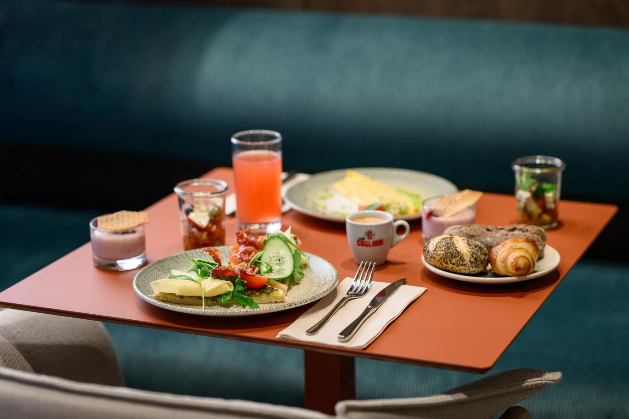 Hilton Garden Inn Debrecen City Center Kültér fotó