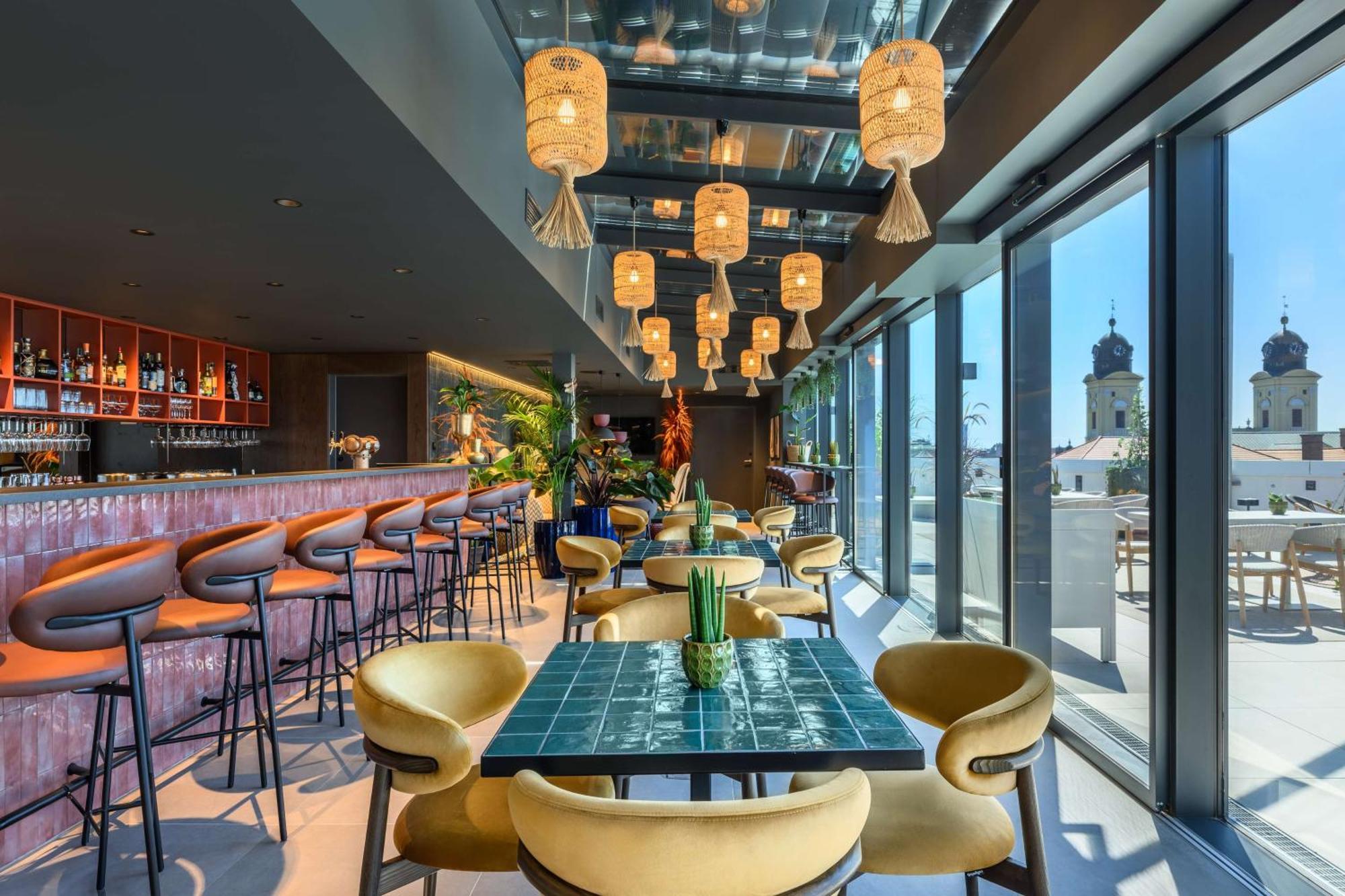 Hilton Garden Inn Debrecen City Center Kültér fotó